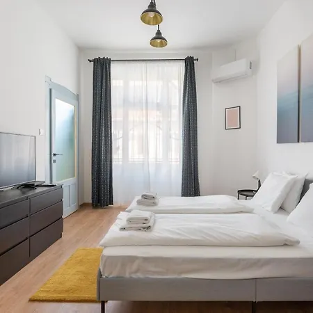 Apartment And Cozy In The Jewish Quarter Budapest