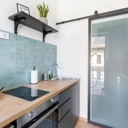 And Cozy In The Jewish Quarter